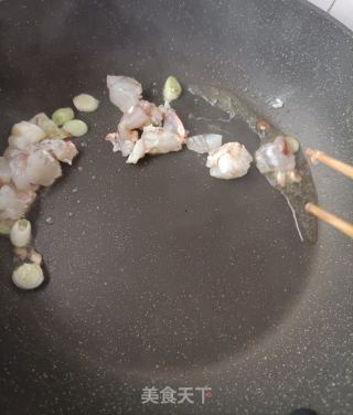 鸡肠草虾仁滑蛋的做法步骤：7