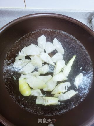 春天不可错过的美味～腌笃鲜的做法步骤：3