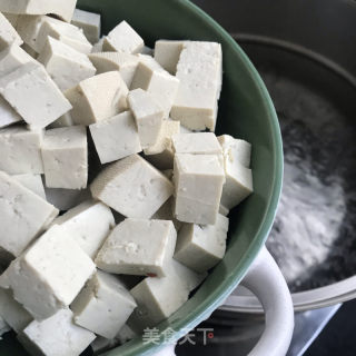 家常烧豆腐的做法步骤：3