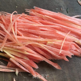 油鸡枞拌豆芽的做法步骤：3