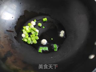 豆干炒儿菜的做法步骤：3