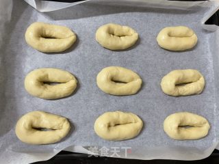 香肠面包的做法步骤：12