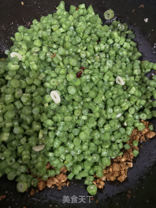 榄菜肉末四季豆的做法步骤：5