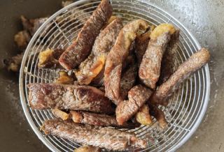 麻辣牛肉干的做法步骤：10