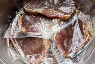 麻辣牛肉干的做法步骤：1