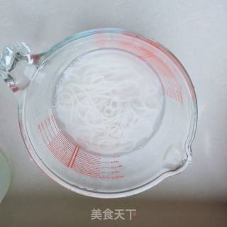 羊肉米线的做法步骤：3