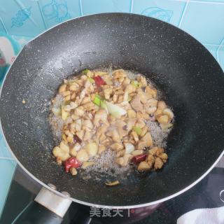 辣椒炒鸡丁的做法步骤：10