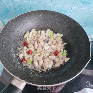 辣椒炒鸡丁的做法步骤：7