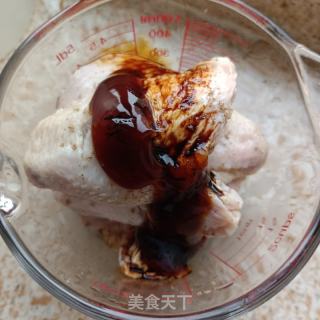 烤鸡翅的做法步骤：1