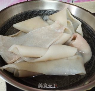 猪皮冻的做法步骤：2