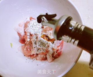 五花肉焖黄豆的做法步骤：3