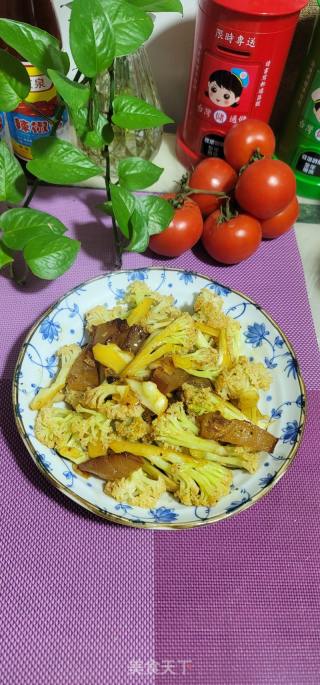 肥腊肉炒椰菜花的做法步骤：9