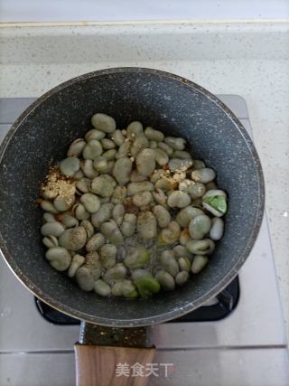 清炒蚕豆的做法步骤：5