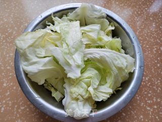 咸香手撕包菜的做法步骤：1