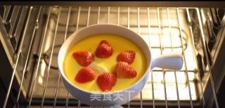草莓布丁的做法步骤：4