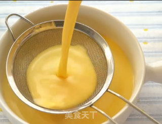 草莓布丁的做法步骤：3