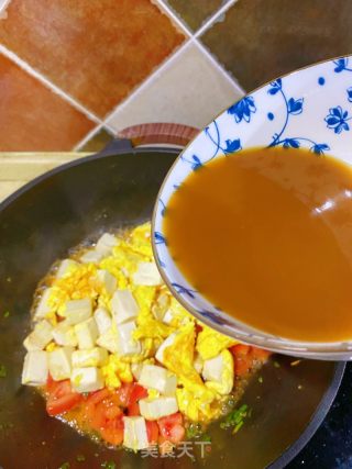 豆腐鸡蛋炒西红柿的做法步骤：6