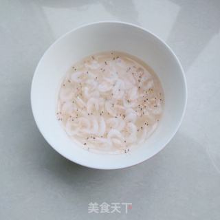 虾皮拌萝卜丝的做法步骤：3
