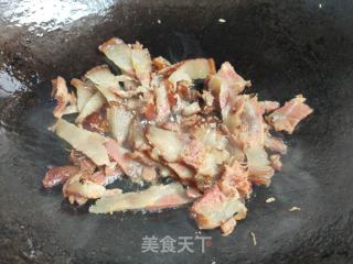 蒜薹炒腊肉的做法步骤：6
