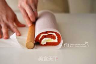 红丝绒蛋糕卷的做法步骤：8