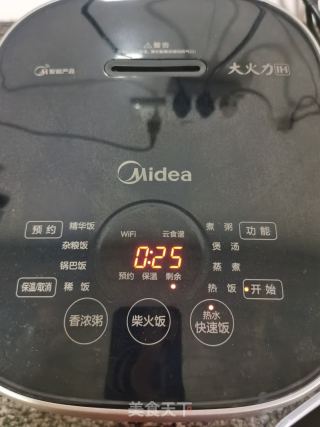 电饭煲焗鸡的做法步骤：4