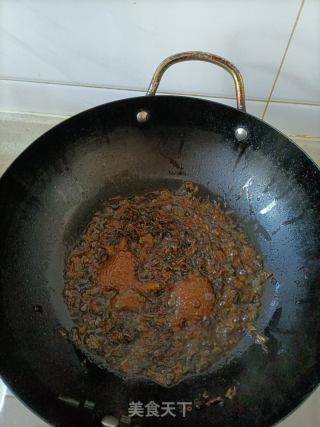 梅干菜肉丁包的做法步骤：6