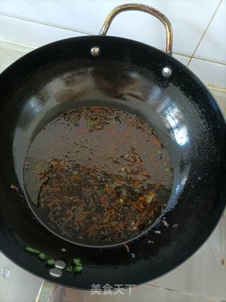 梅干菜肉丁包的做法步骤：5