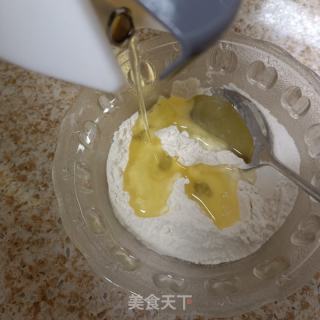 油酥豆沙饼的做法步骤：2