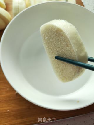 炸馒头片的做法步骤：4