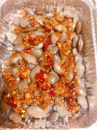 花甲螺粉丝煲的做法步骤：7