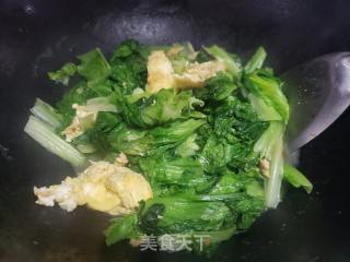 生菜炒鸡蛋的做法步骤：5