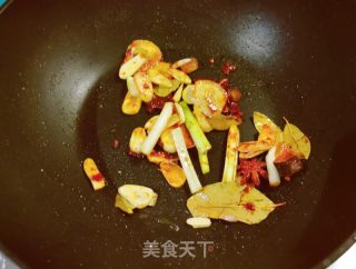 酱焖鸡翅的做法步骤：6