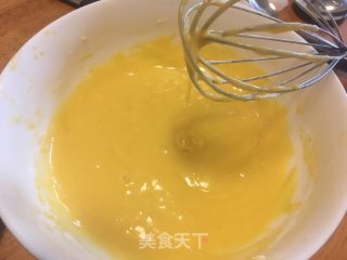 柠檬蜂蜜戚风的做法步骤：5
