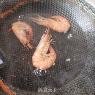 鲜虾苦菊沙拉的做法步骤：5