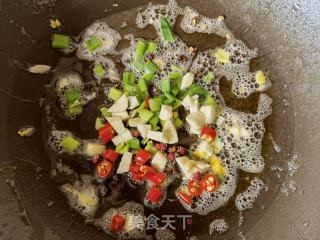 螺丝椒木耳炒鸡蛋的做法步骤：6