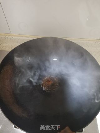 酱肘子的做法步骤：3