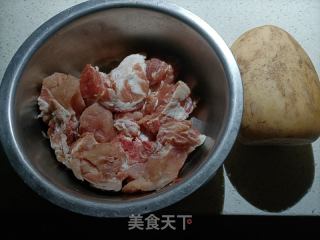 莲藕排骨汤的做法步骤：1