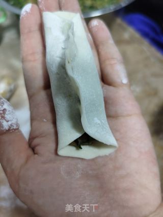 海米韭菜肉锅贴的做法步骤：7