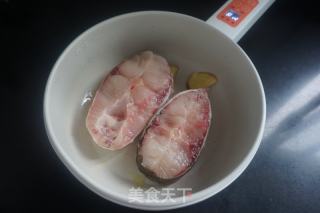 红烧鱼的做法步骤：4