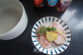 红烧鱼的做法步骤：1