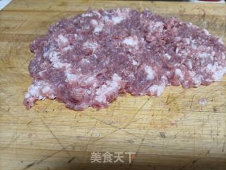 韭菜炒肉末的做法步骤：1