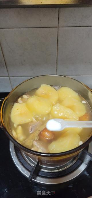 苹果瘦肉汤的做法步骤：7