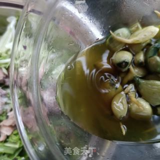 苦菊拌剔骨肉的做法步骤：7