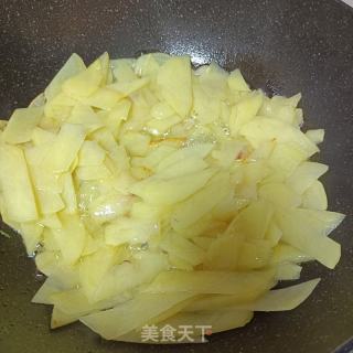 泡菜炒土豆片的做法步骤：4