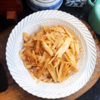 辣酱炒藕片的做法步骤：9