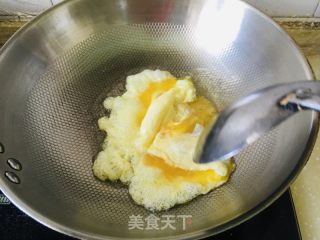 蒜苔炒鸡蛋的做法步骤：3