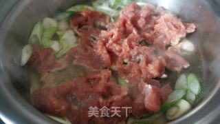 胡萝卜炒肉的做法步骤：3