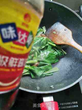 油菜炒大肠的做法步骤：5