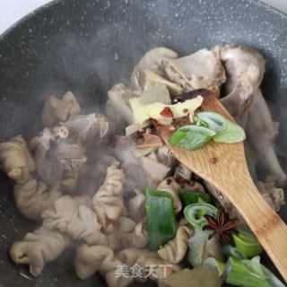 卤肥肠鹅的做法步骤：16