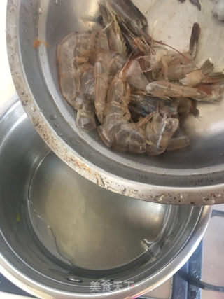 虾仁肉丸炖豆腐的做法步骤：4